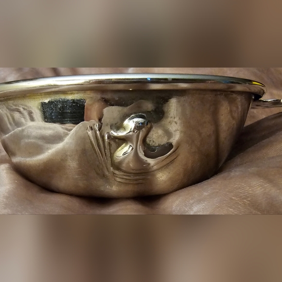 VINTAGE Elegance Silver Porringer Bowl w/Raised Duck - Picture 3 of 8